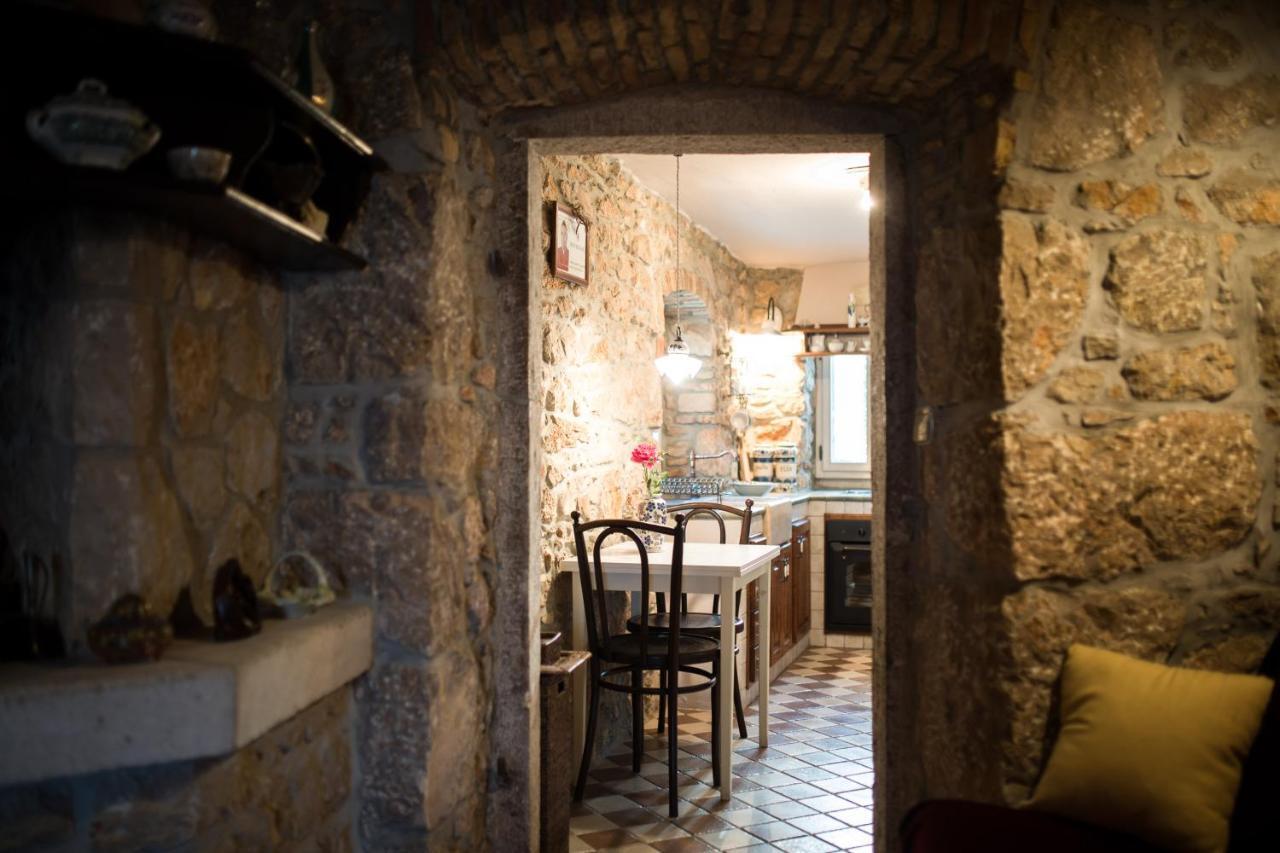 Holiday Home Bozanic Vrbnik Ngoại thất bức ảnh