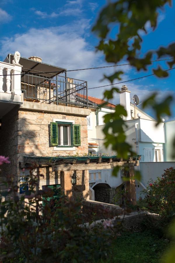 Holiday Home Bozanic Vrbnik Ngoại thất bức ảnh